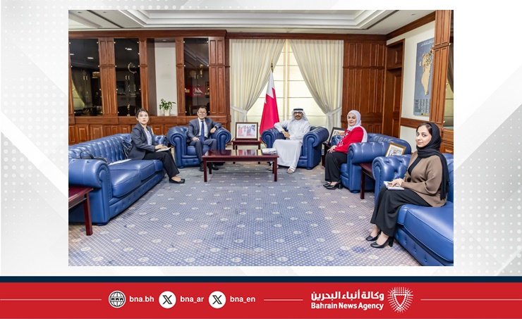 وزير التربية والتعليم يستقبل سفير جمهورية الصين الشعبية لدى مملكة البحرين